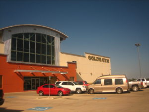 Gold's Gym location